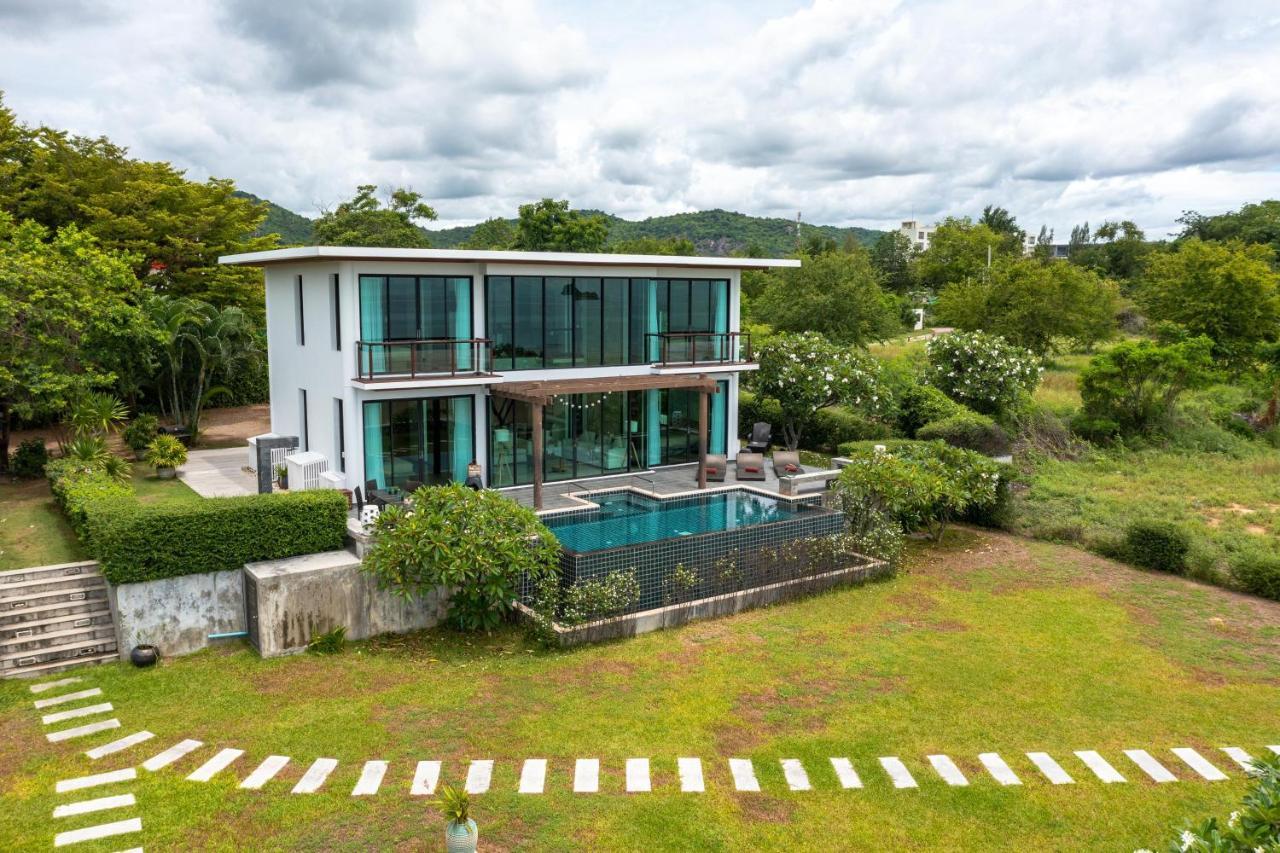 Beachfront Modern 4 Bedroom Pool Villa - Rv Hua Hin Exterior photo