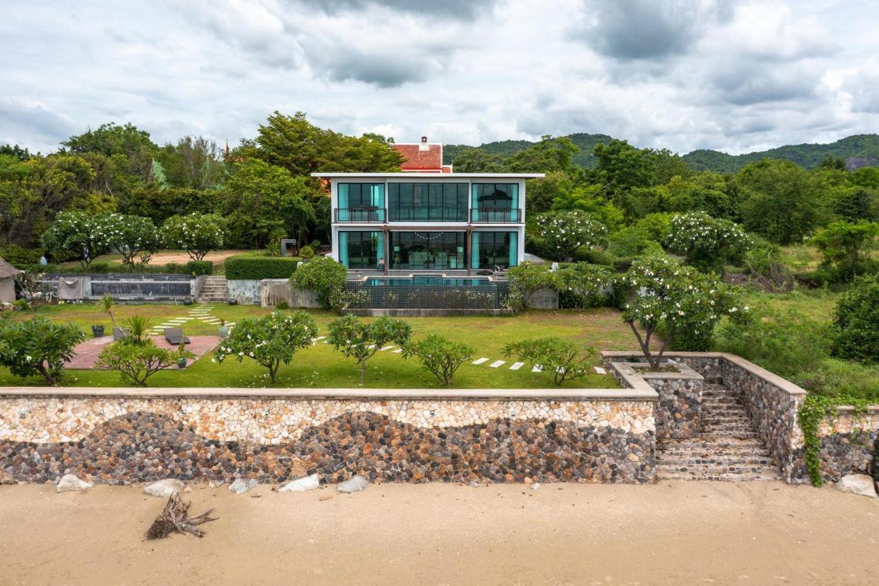 Beachfront Modern 4 Bedroom Pool Villa - Rv Hua Hin Exterior photo