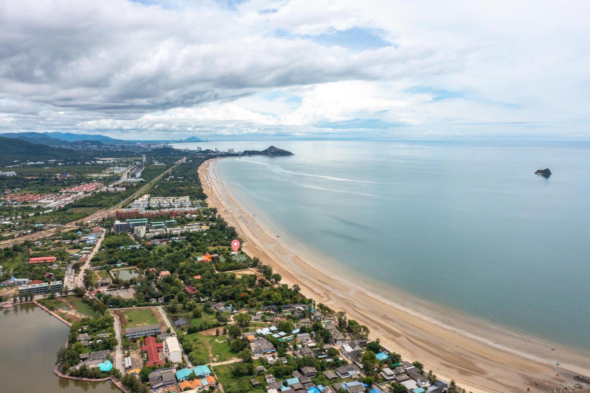 Beachfront Modern 4 Bedroom Pool Villa - Rv Hua Hin Exterior photo