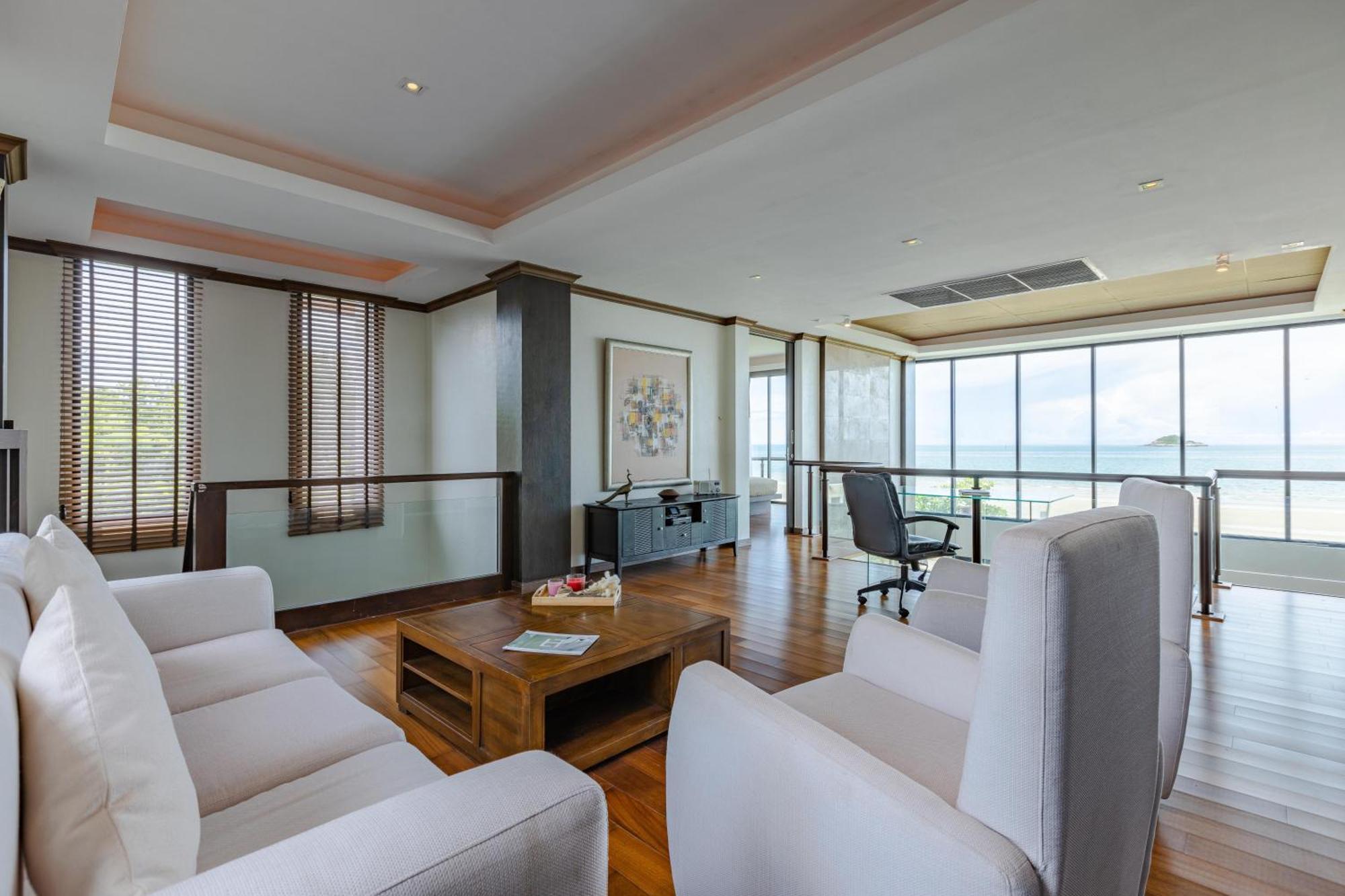 Beachfront Modern 4 Bedroom Pool Villa - Rv Hua Hin Exterior photo