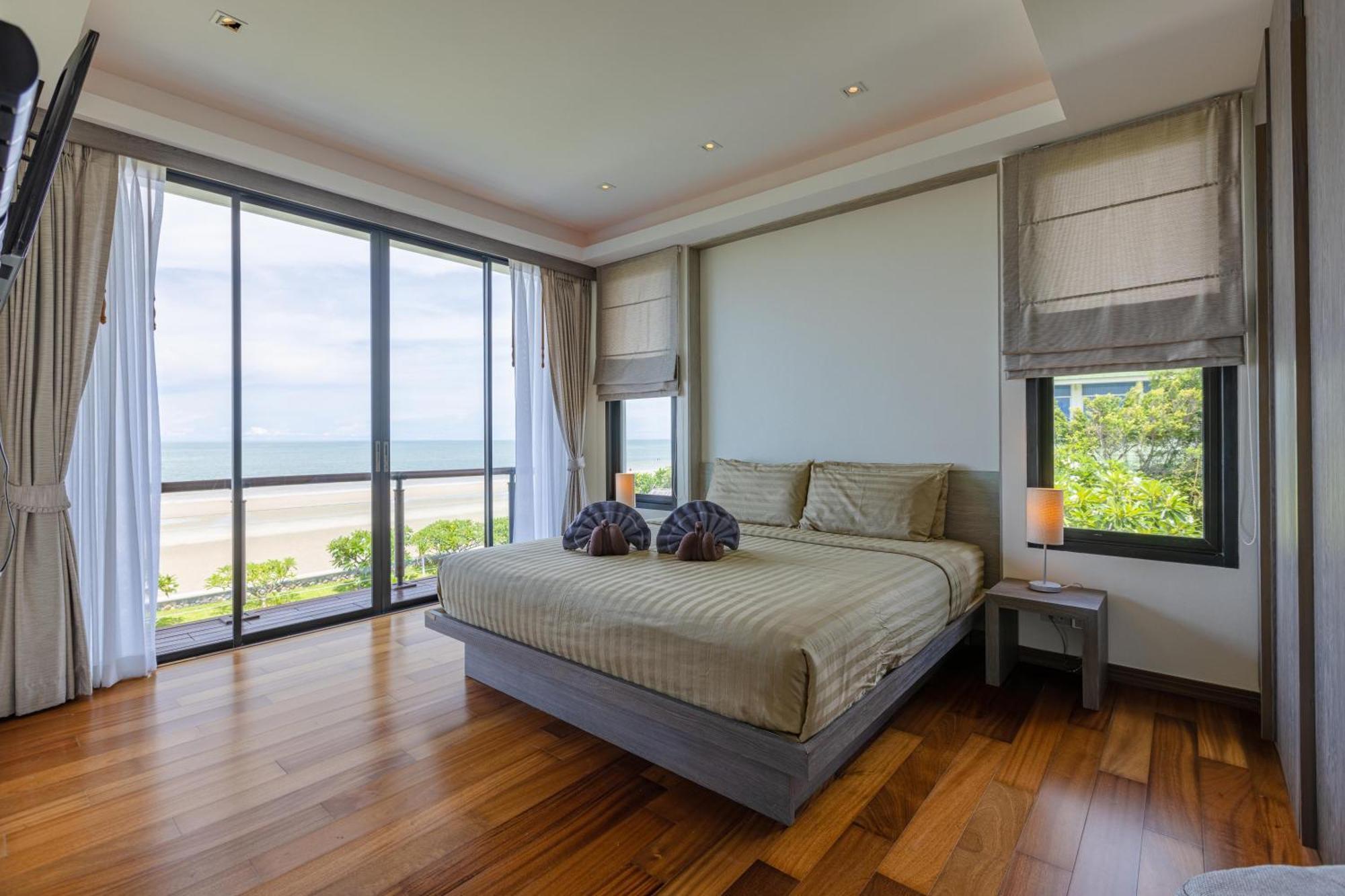 Beachfront Modern 4 Bedroom Pool Villa - Rv Hua Hin Exterior photo
