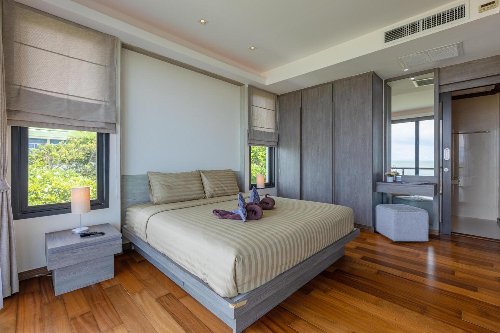 Beachfront Modern 4 Bedroom Pool Villa - Rv Hua Hin Exterior photo