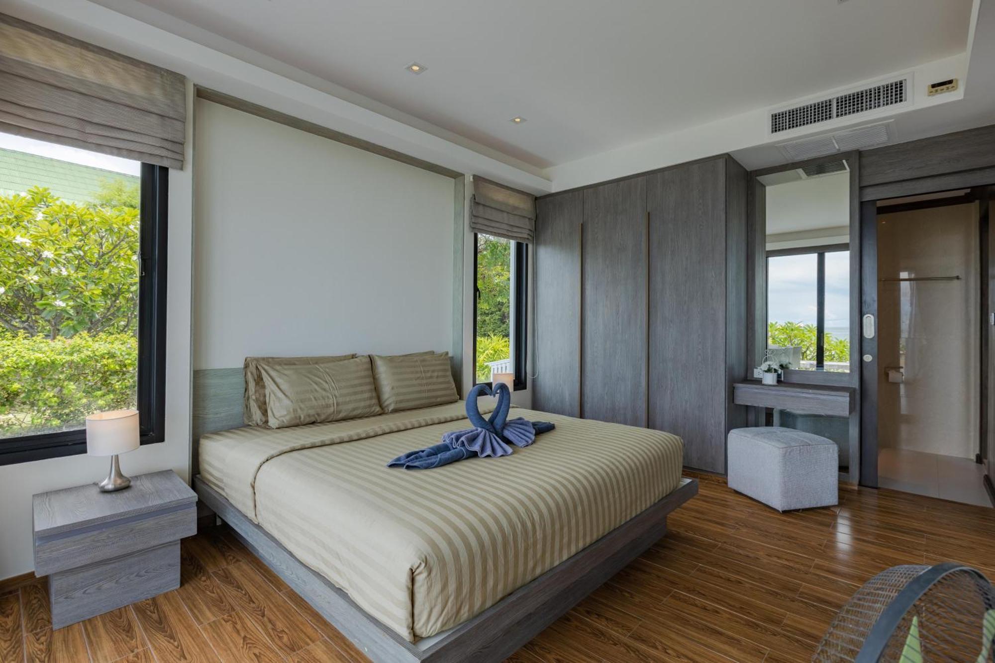 Beachfront Modern 4 Bedroom Pool Villa - Rv Hua Hin Exterior photo