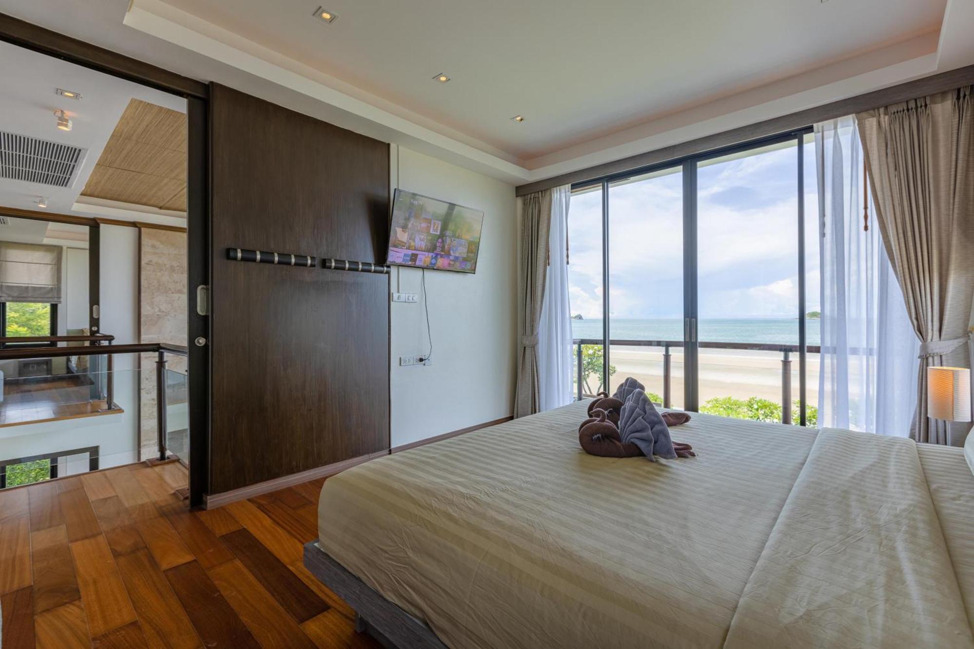 Beachfront Modern 4 Bedroom Pool Villa - Rv Hua Hin Exterior photo